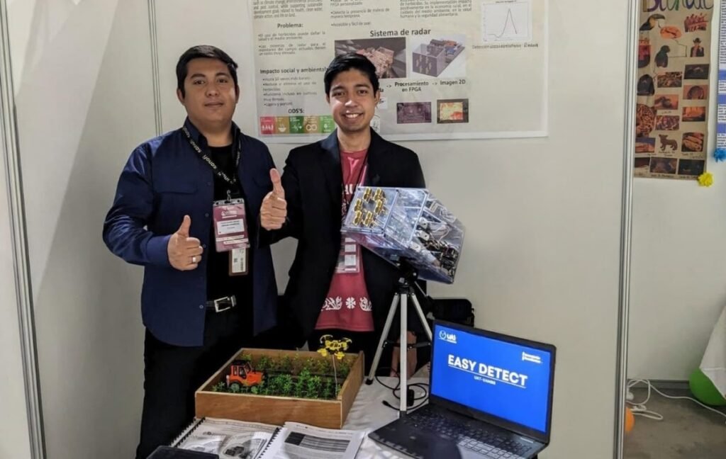 Estudiante de la UAT gana plata en Malasia por radar agrícola