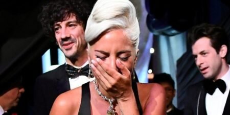 Lady Gaga y Michael Polansky presentan a su hija Rose Bean