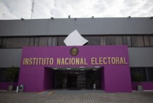 INE investiga a Guillermo Santiago por presunta red de influyentismo