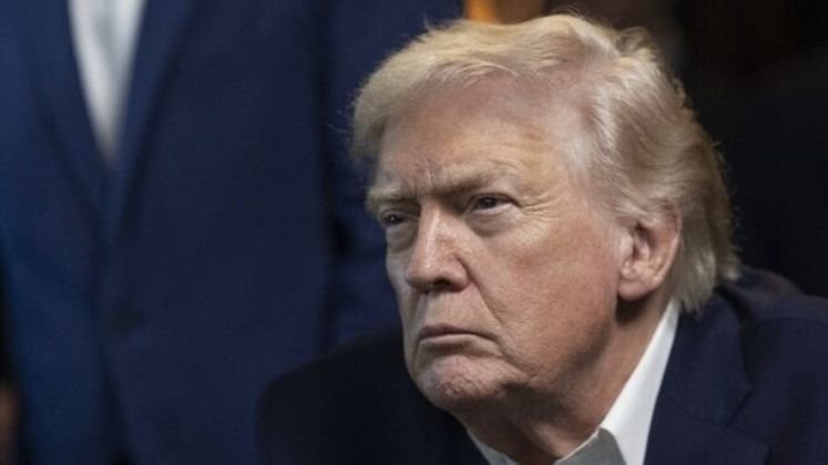 Trump acusa a Fox News de favorecer a demócratas en elecciones Trump acusa a Fox News de favorecer a demócratas en elecciones