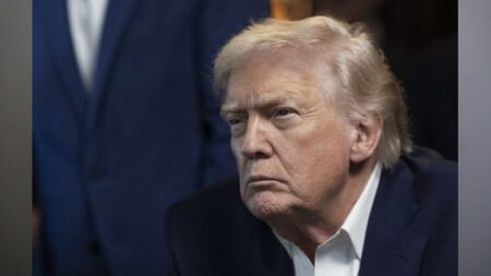 Trump defiende acuerdo con Rusia para importar diésel a EE.UU.
