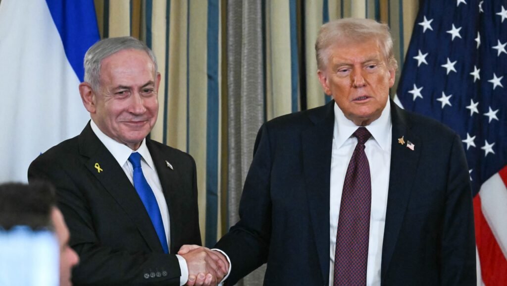 Trump autoriza envío de 40,000 bombas a Israel por $2,800 millones