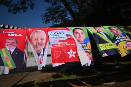 Flávio Bolsonaro y Lula, en empate técnico según nueva encuesta