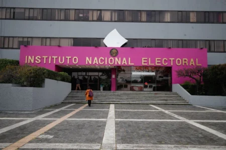 MC y PRI demandan presidente imparcial en el INE tras salida de Taddei MC y PRI demandan presidente imparcial en el INE tras salida de Taddei
