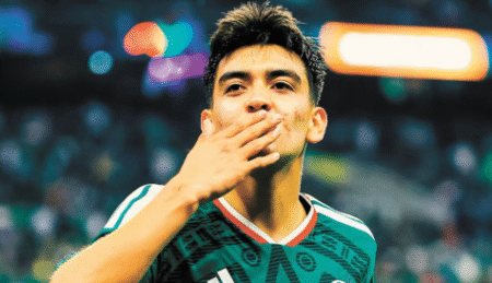 Liverpool ofrece 40 millones de euros por Gilberto Mora